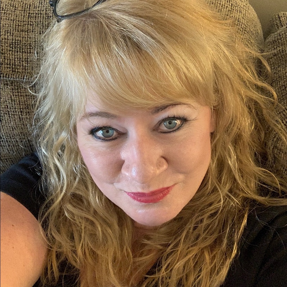 Meet your Posher, Donna